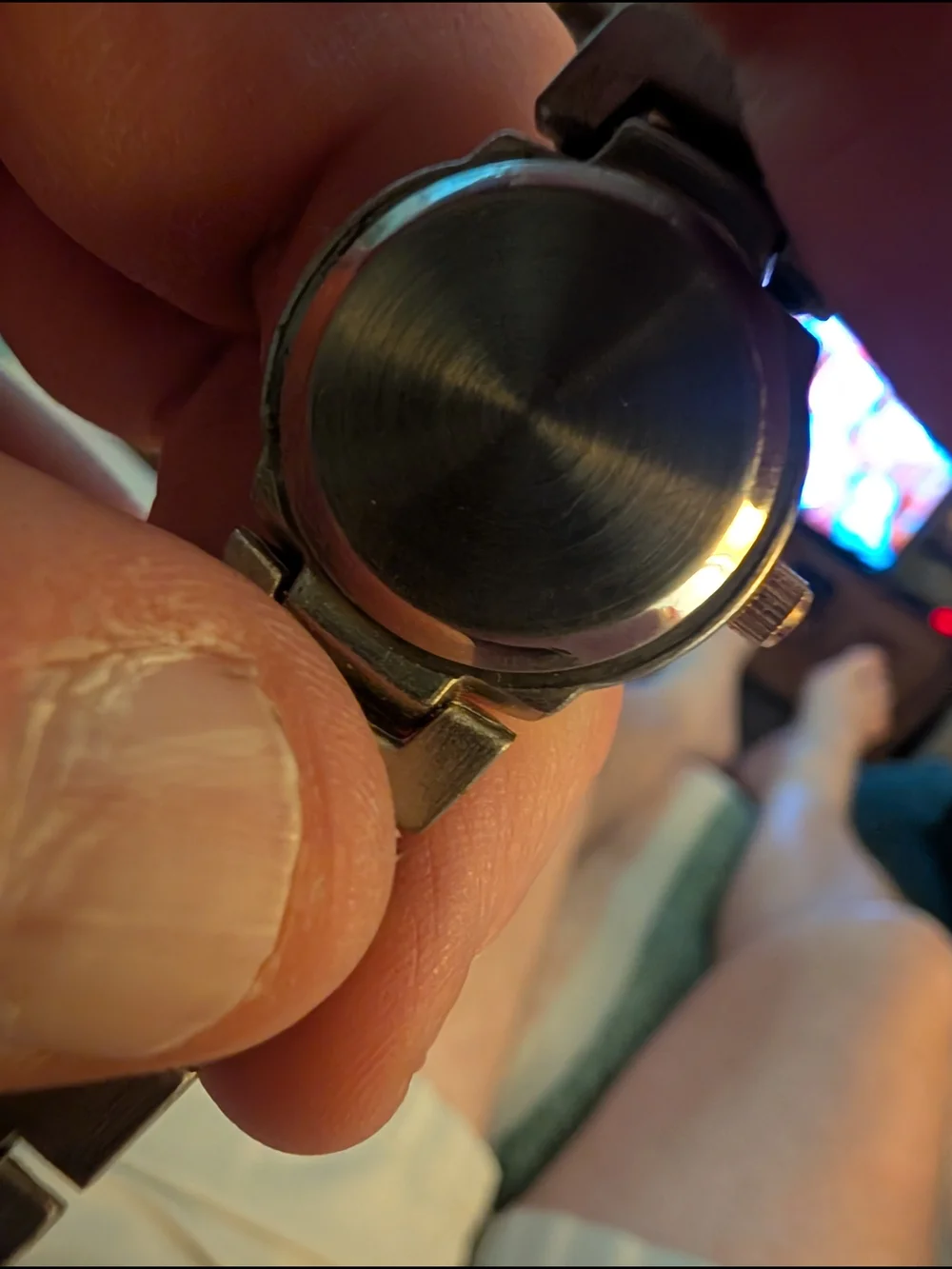 Vintage Quartz Movement Ladies Watch With Brand New Battery In It